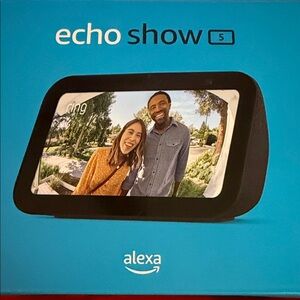 Amazon Echo Show 5 in Black